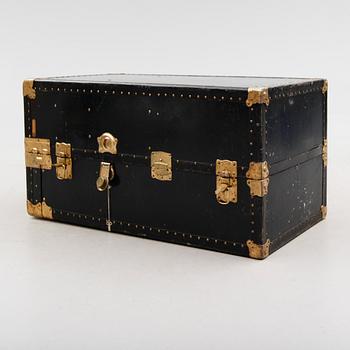 RESEKOFFERT, 1900-talets första hälft.