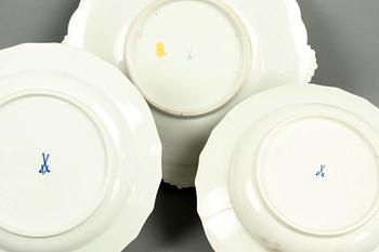 KAFFEKANNA, TALLRIKAR, 3 st och TEDOSA, porslin, Meissen, 1800/1900-tal.