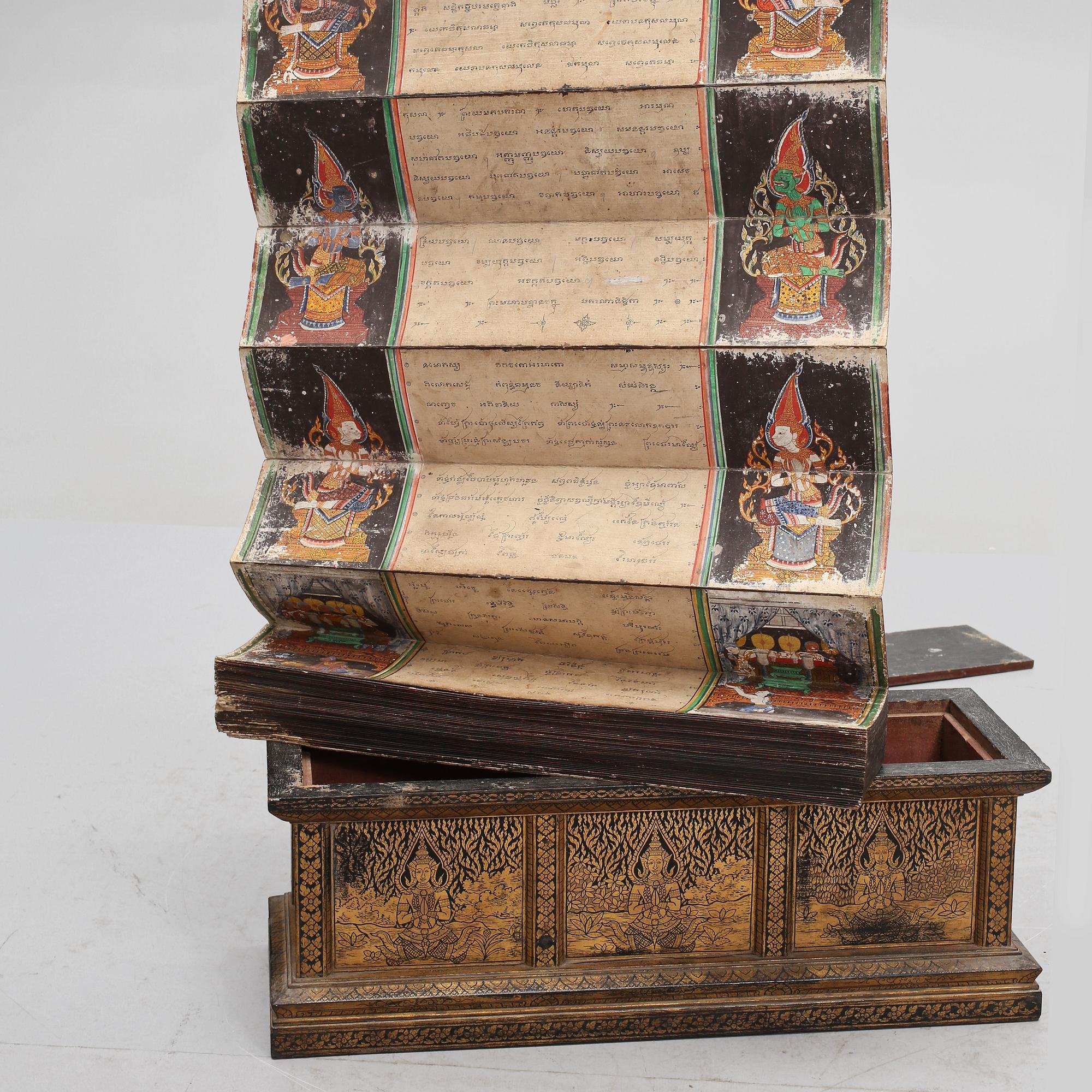 LÅDA MED SCROLL, Thailand, 1900-talets början.