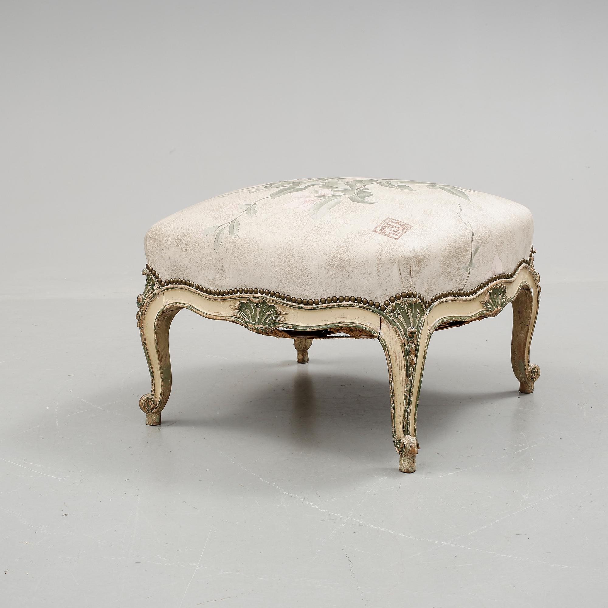 PALL, rokokostil, 1900-talets första hälft.