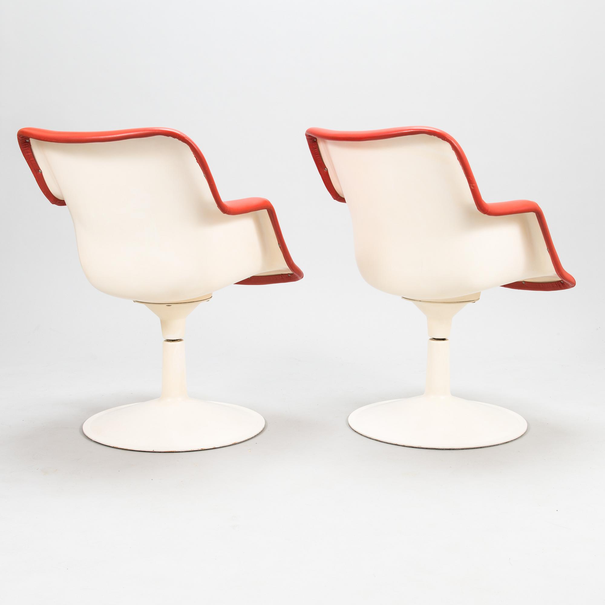 YRJÖ KUKKAPURO, a pair late 1960's '417P' armchairs for Haimi.