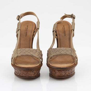 Bottega Veneta, sandaletter, storlek 36.