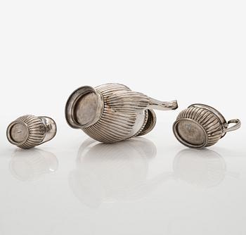 A three-piece silver coffee set in silver, Helsinki 1930 and 1938.