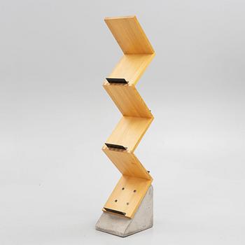 Jonas Bohlin, magazine rack, "Zink", Källemo, Värnamo.