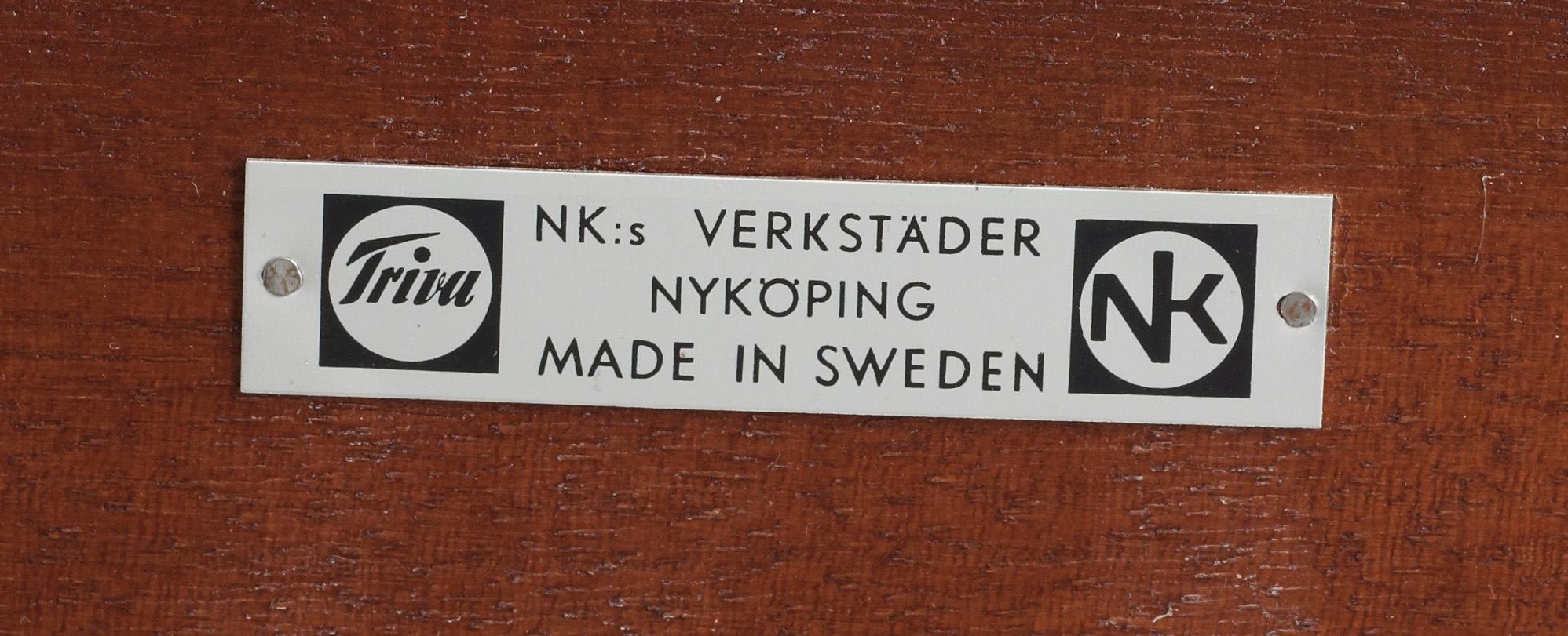 SOFFBORD, "Plommonet", Kerstin Hörlin-Holmquist, Nordiska Kompaniets Verkstäder, Nyköping, 1950/1960-tal.