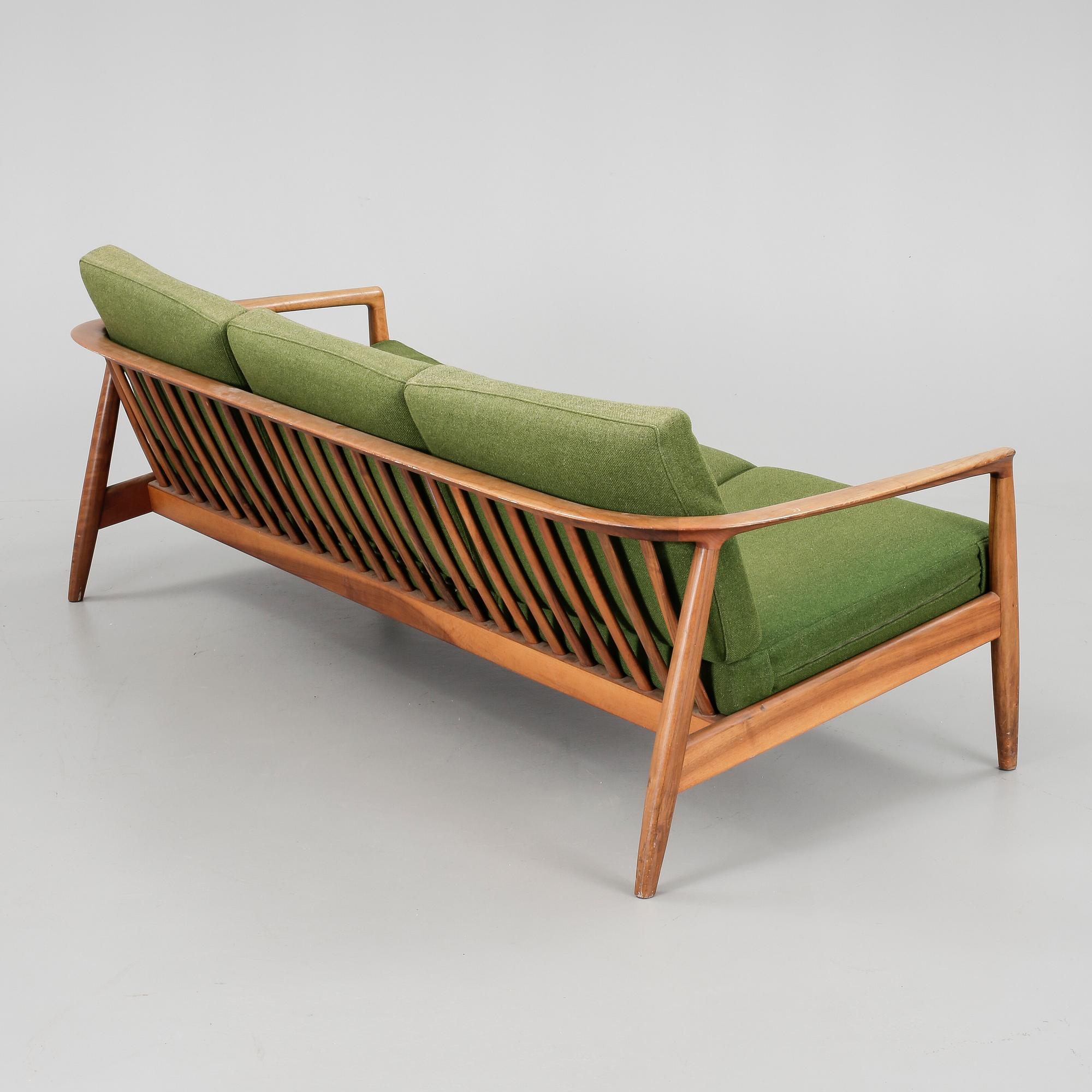 SOFFA, Folke Ohlsson, Bodafors, stämplad 1961.