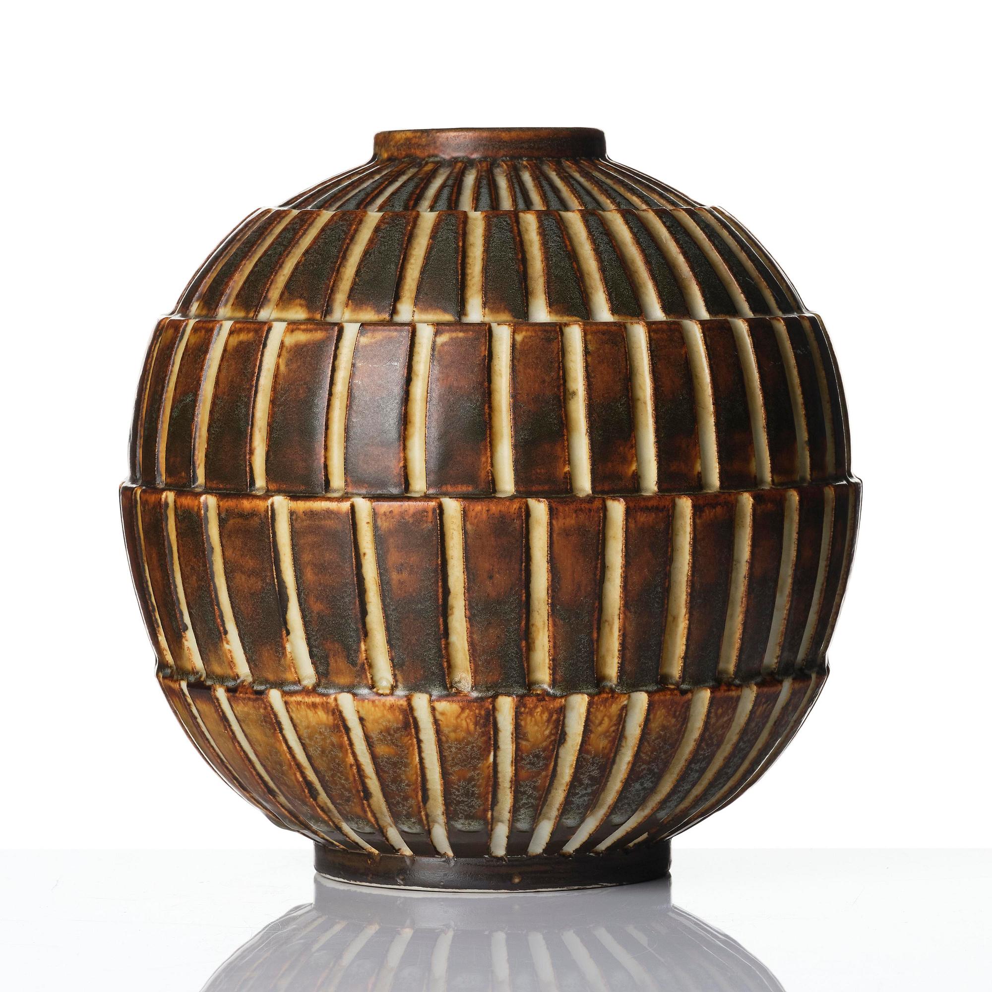 Gertrud Lönegren, a glazed stoneware vase, Rörstrand 1936-41.