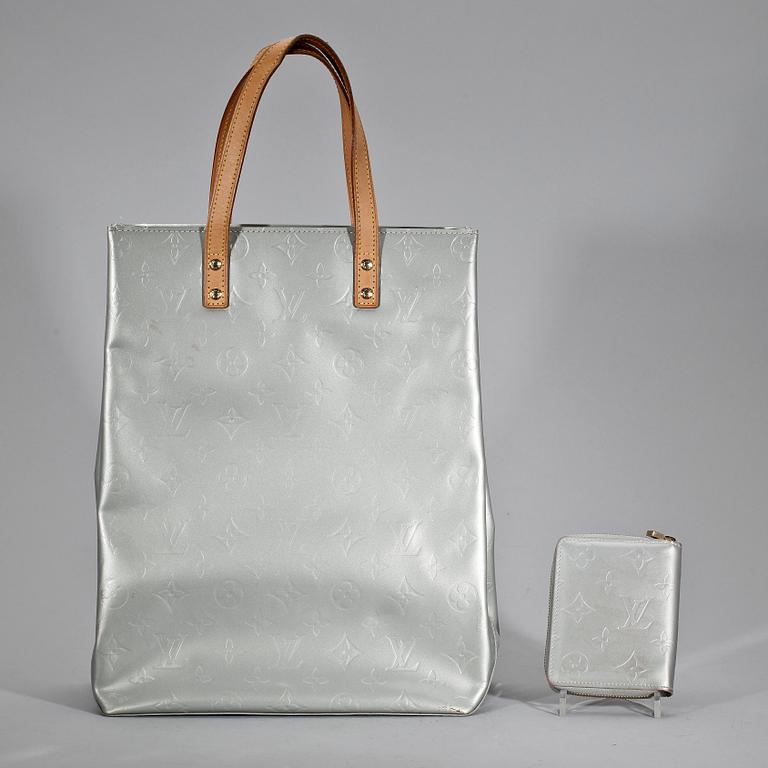 A grey monogram vernis handbag and purse by Louis vuitton.