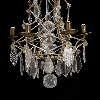 A Baroque style chandelier, 20th Century.