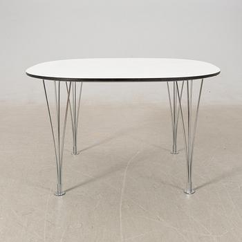 Bruno Mathsson & Piet Hein, dining table, "Superellipse", Bruno Mathsson International, Värnamo, 2009.