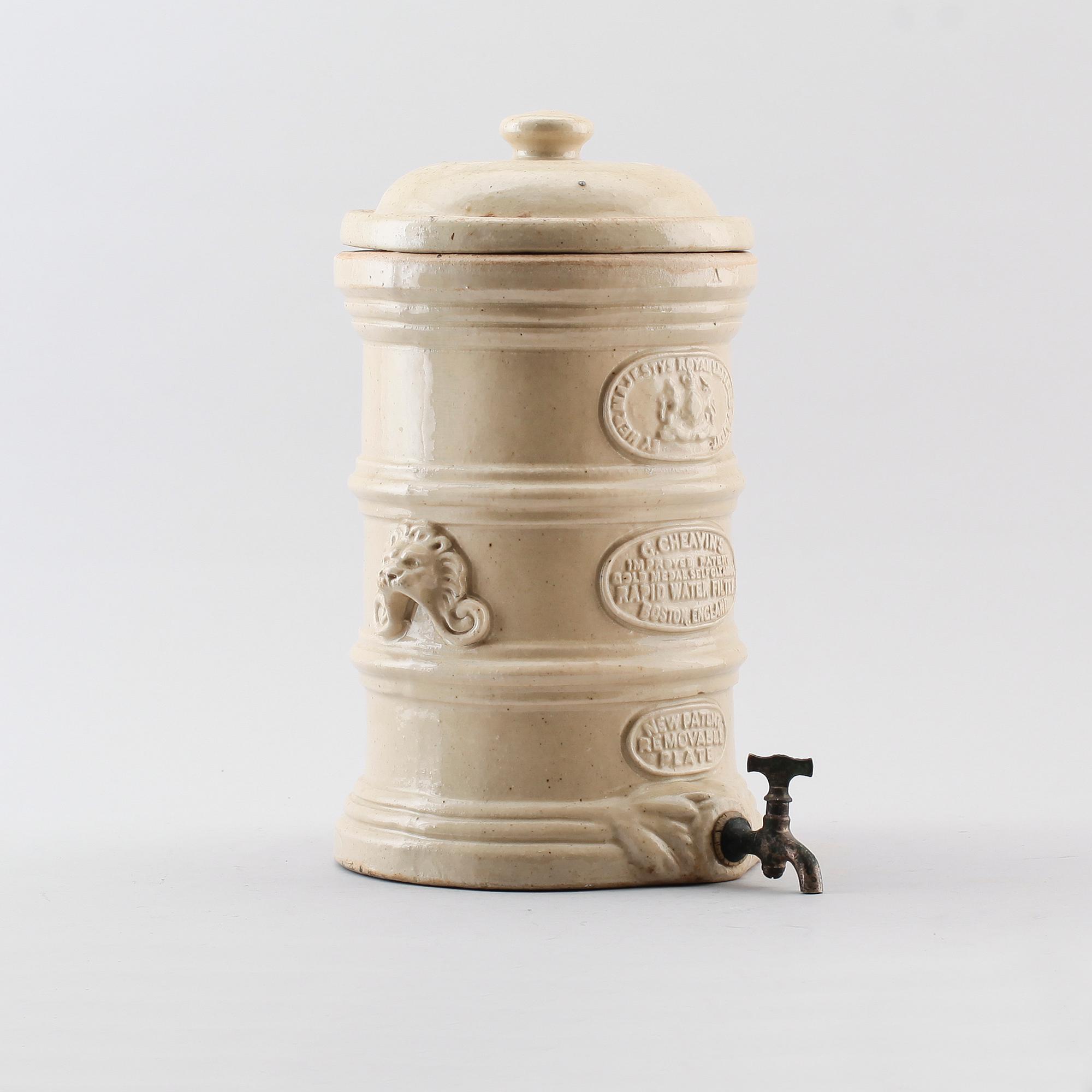 VATTENRENARE, keramik, G. Cheavin's, England, 1800-talets slut.