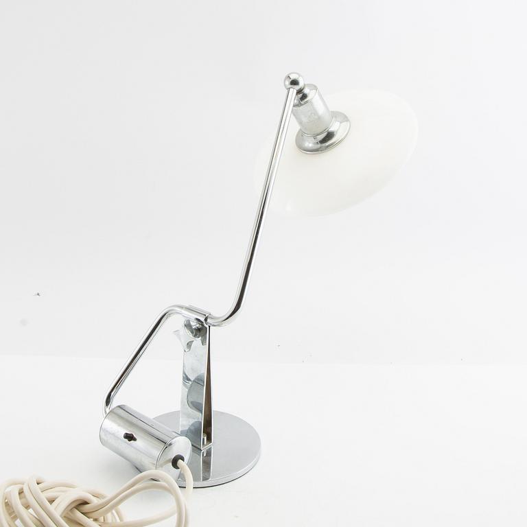 Poul Henningsen, pianolampor/kiplampor, ett par, "PH-2/1", Louis Poulsen, Danmark, 1900-tal.