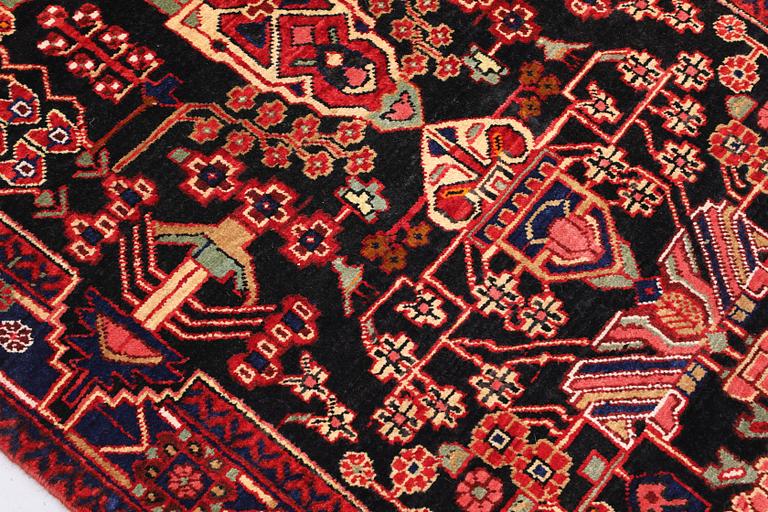 Gallerimatta, Hamadan, ca 480 x 107 cm.