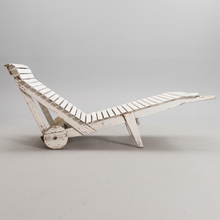 AINO AALTO, garden lounger, Artek, mid 20th century.