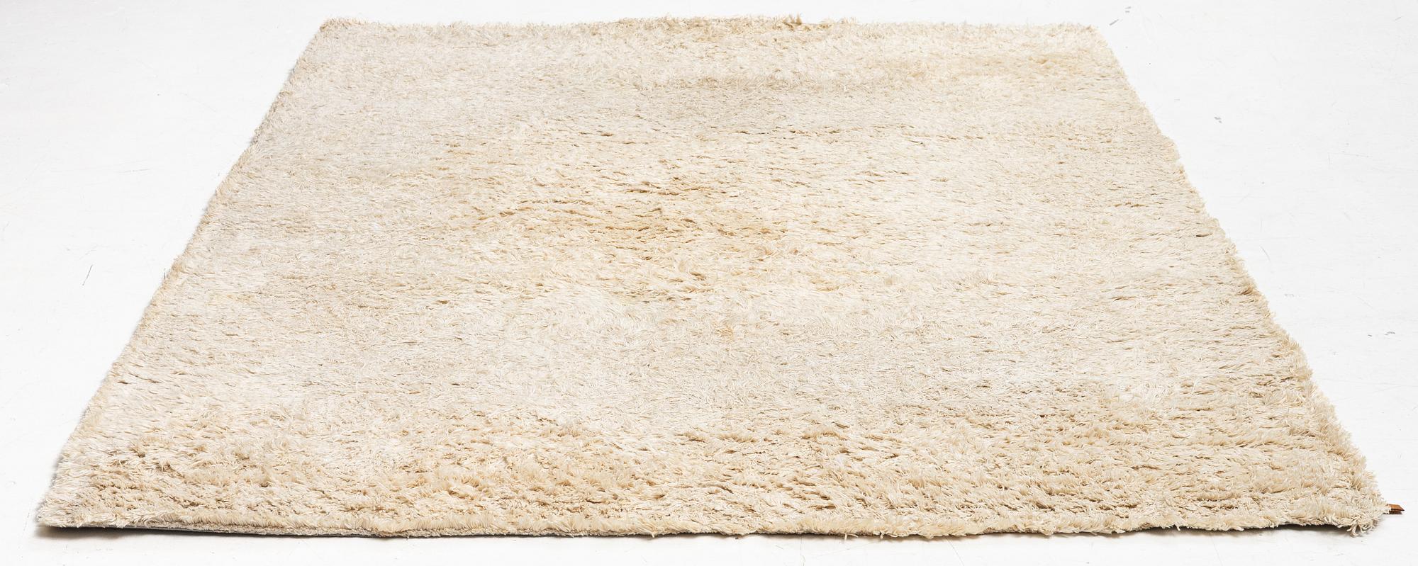 Gunilla Lagerhem Ullberg, "Fogg", NR 5, Kasthall, approx. 234 x 172 cm.