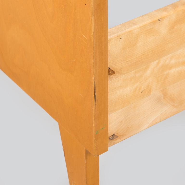 sänky, malli 130, Artekin piirustuskonttori, O.Y Huonekalu- ja Rakennustyötehdas A.B. 1950-luvun alku.