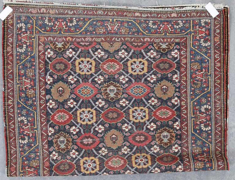 MATTA, semiantik, Kaukas, ca 215x191 cm.