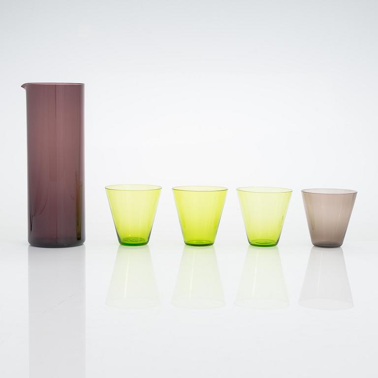 Kaj Franck, A pitcher '1609' and 4 drinking glasses 'Kimara'.