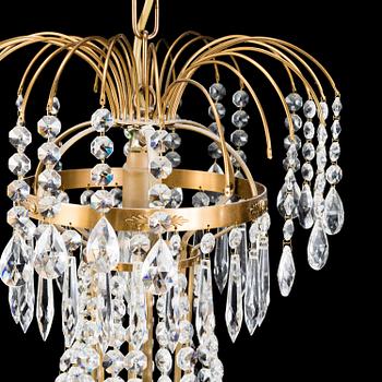 An end of the 20th Century Gustavian style chandelier.