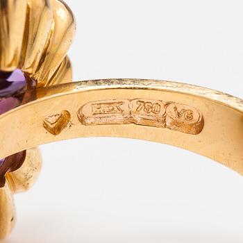 RING "Katarina den stora", 18K guld, ametister, diamanter ca. 0.20 ct tot. Ofelia Jewelry, Helsingfors 1998.