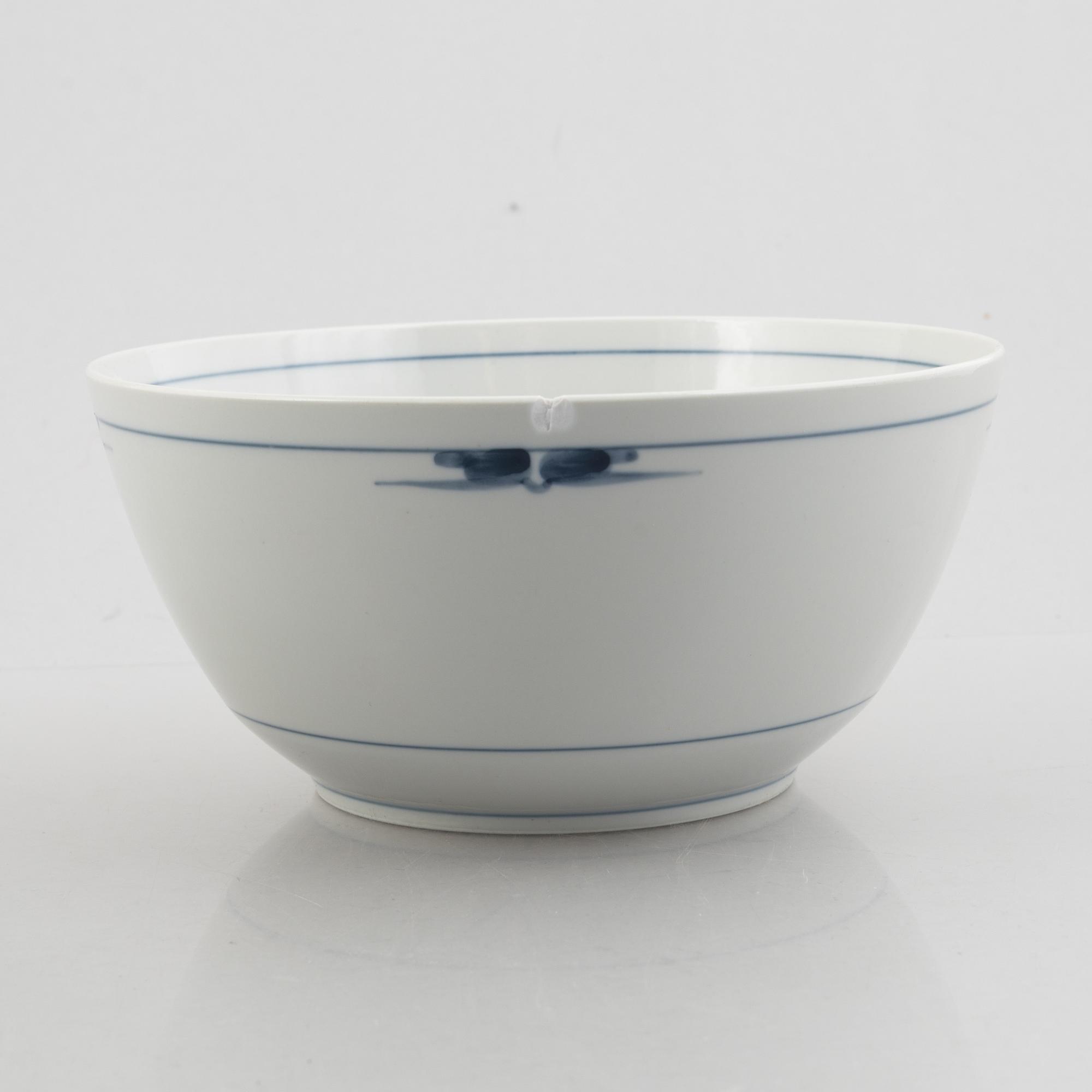 Gertrud Vasegaard, a 136-piece dinner service, 'Gemina', Royal Copenhagen, Denmark.
