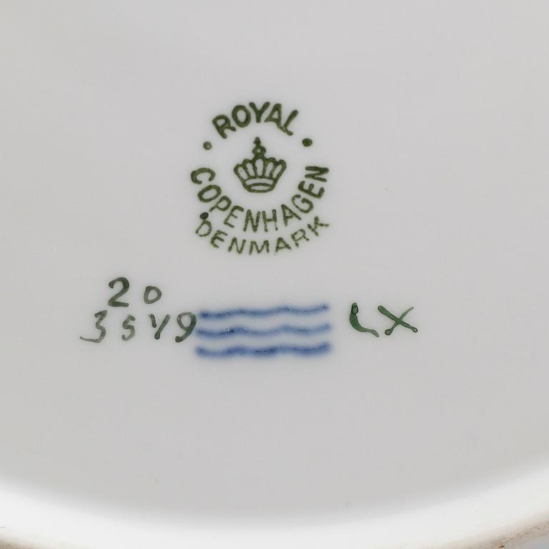 FAT, porslin, "Flora Danica", Royal Copenhagen.