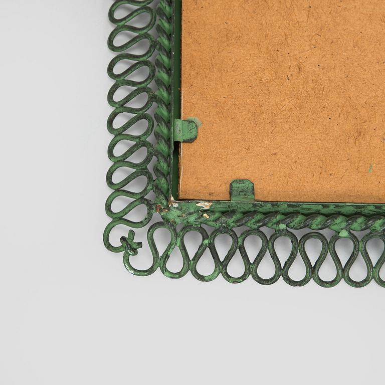 A mid-20th century mirror.
