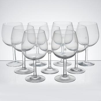 RÖDVINGLAS, 9 st, "Bouquet" design Signe Persson-Melin, Kosta Boda.