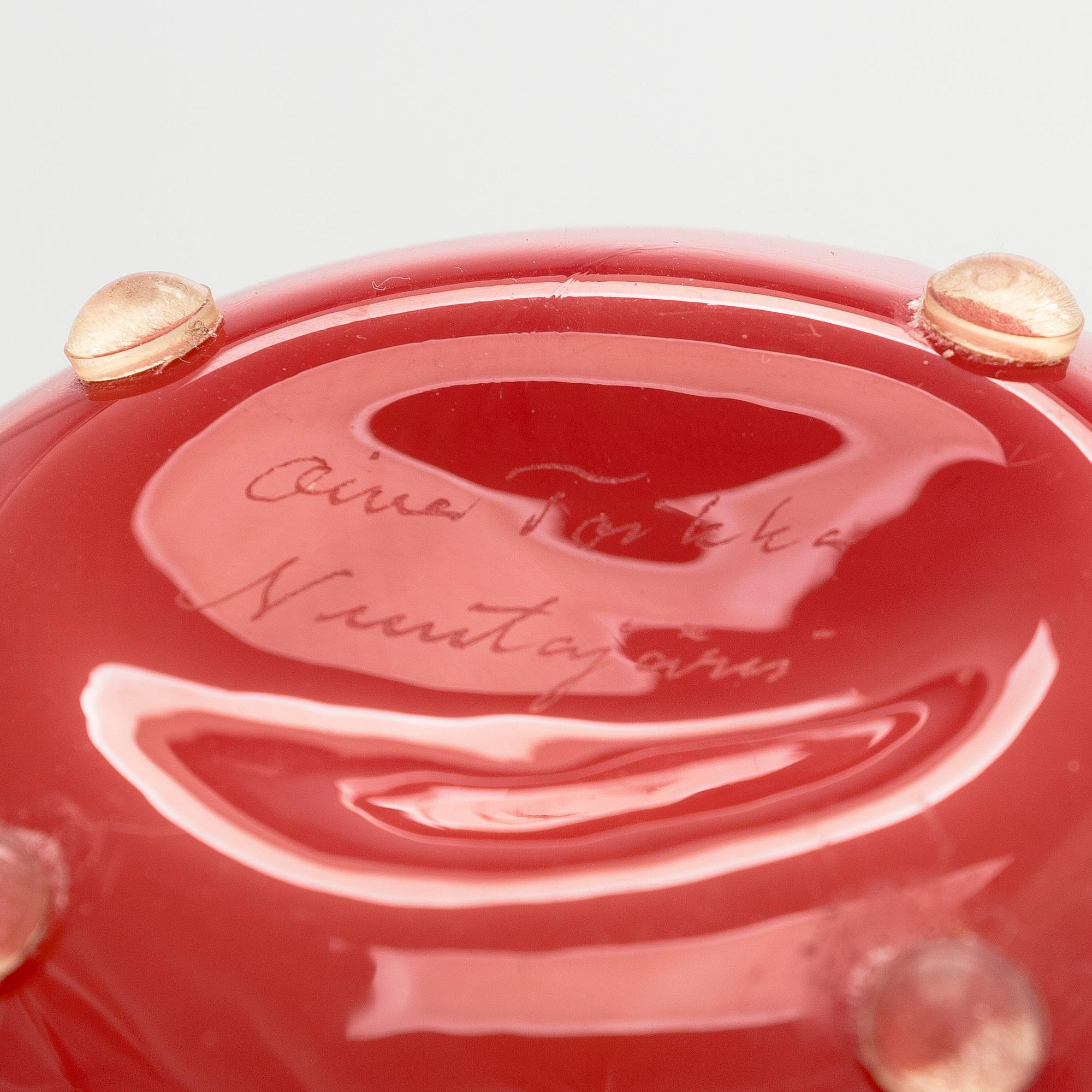 Oiva Toikka, A glass culpture, "Fruit" signed Oiva Toikka Nuutajärvi.