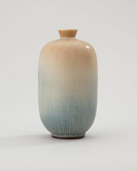 A Berndt Friberg stoneware vase, Gustavsberg Studio 1969.