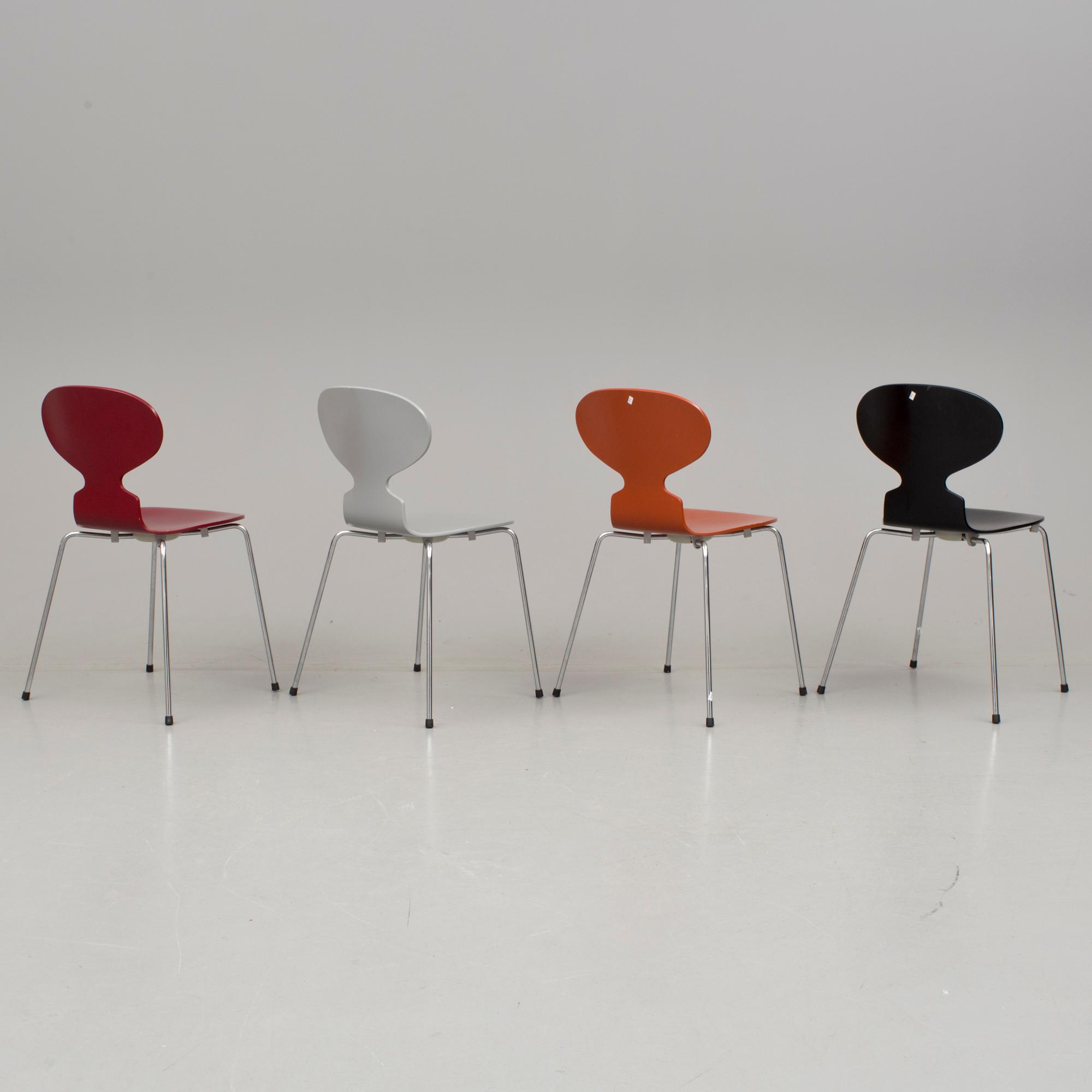 ARNE JACOBSEN, stolar, 4 stycken, "Myran", Fritz Hansen, 1900-talets slut.