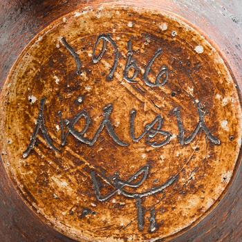 RAIJA TUUMI, MALJA, keramiikkaa, signeerattu RT Arabia 1966.