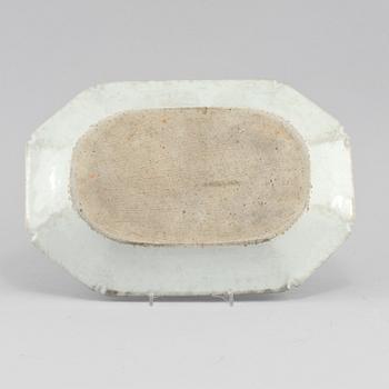 STEKFAT, porslin, Kina, 1700-tal.