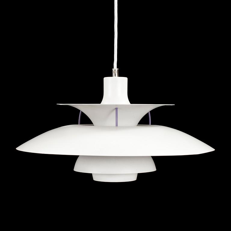 POUL HENNINGSEN, taklampa, "PH 5", Louis Poulsen, Danmark.