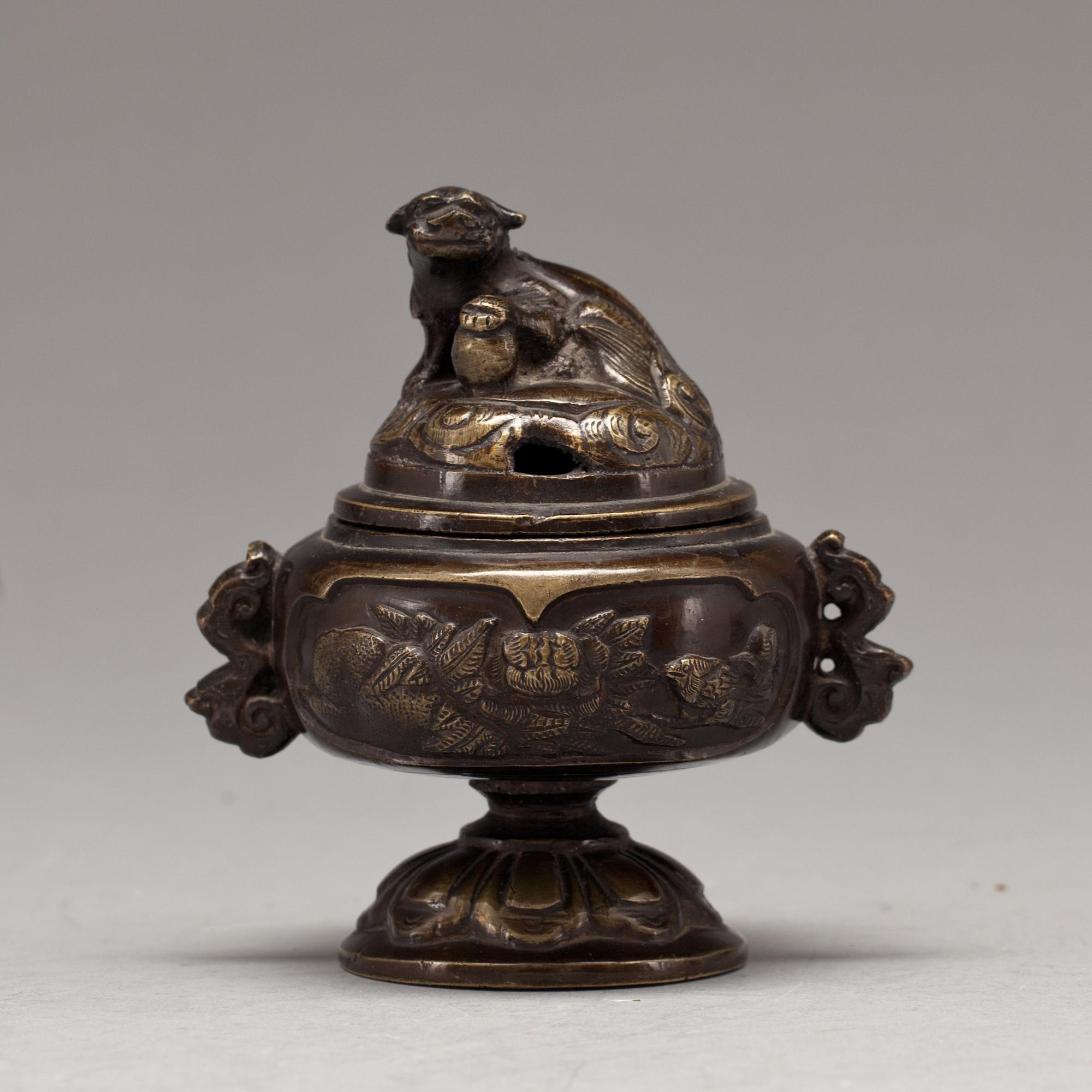RÖKELSEKAR, brons, Kina,1900-tal.