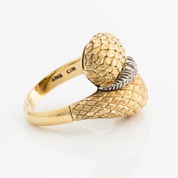 Ring, 18K guld med diamanter, Italien.