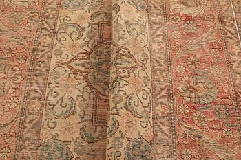 A carpet, Persian, Vintage Design, ca 470 x 298 cm.