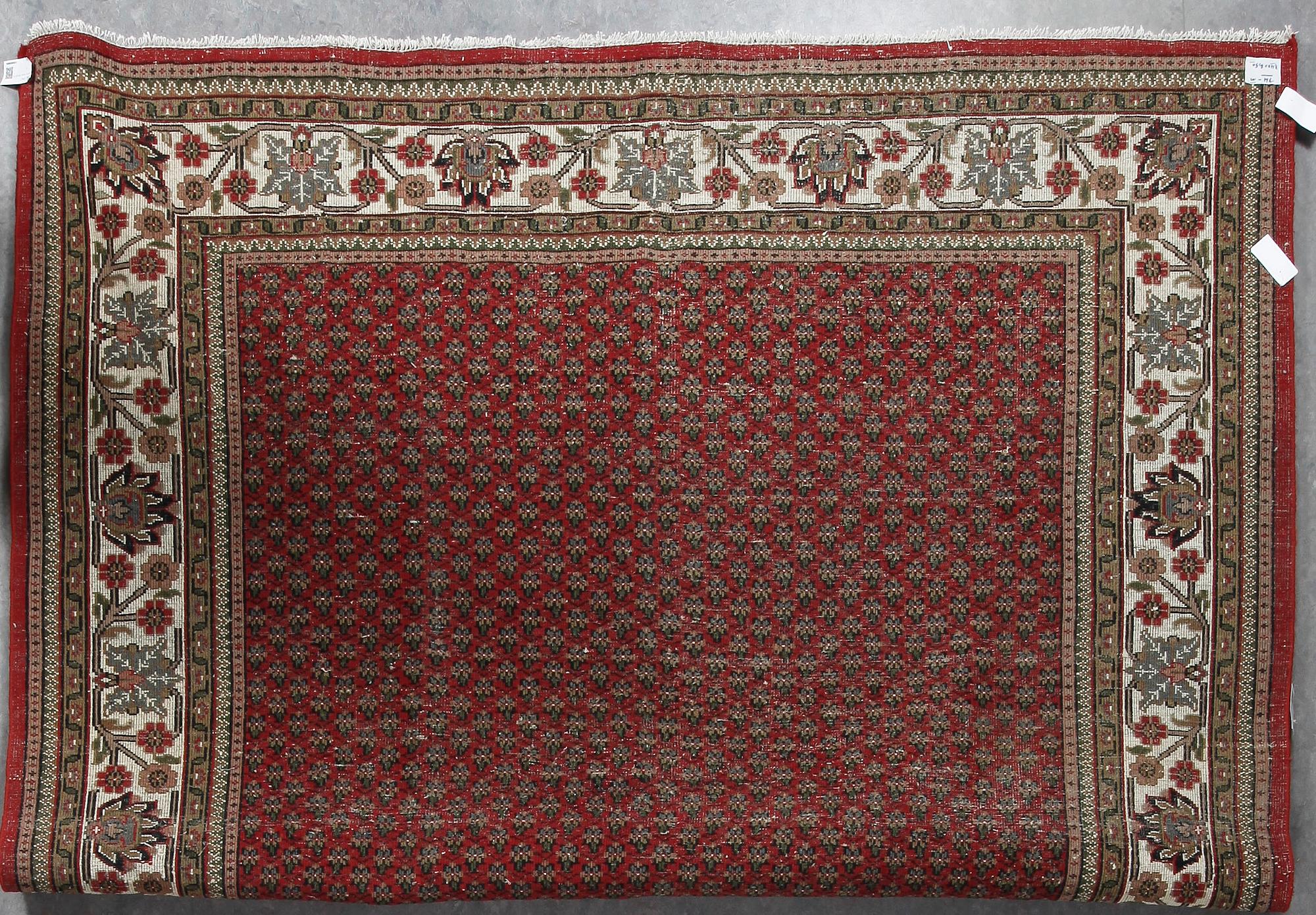 MATTA, Persisk, 340x250 cm.