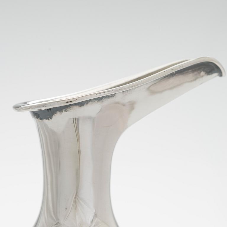 Tapio Wirkkala, silver ewer TW 77, Kultakeskus, Hämeenlinna 1955.