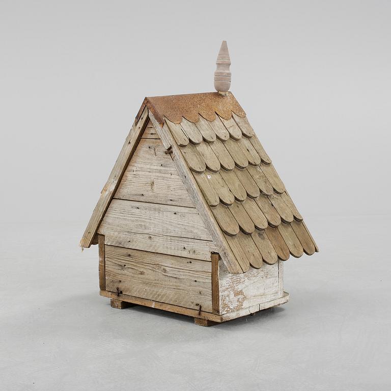 FÅGELHOLK, troligen England, 1900-talets första hälft.