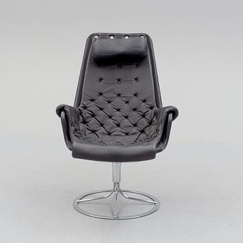 BRUNO MATHSSON "JETSON" CHAIR WITH STOOL by Bruno Mathsson, DUX.