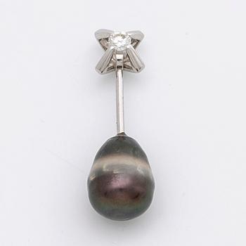 PENDANT 18K whitegold w 1 tahitian pearl and 1 brilliant-cut diamond.