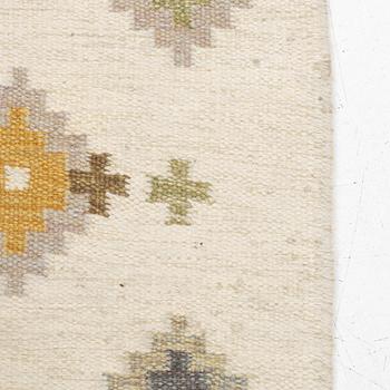 A fat weave rug, c. 200 x 140 cm.
