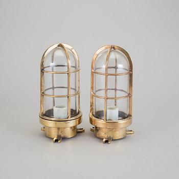 FARTYGSARMATURER/MÄSSBELYSNING, 2 stycken, 1900-tal.