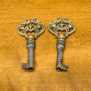 A late 1930s 'Paris' side board /cupboard model 290, Asko, Finland.