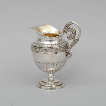 MJÖLKKANNA, silver. A F Hellman Uppsala, empire 1837. Vikt 190 g.