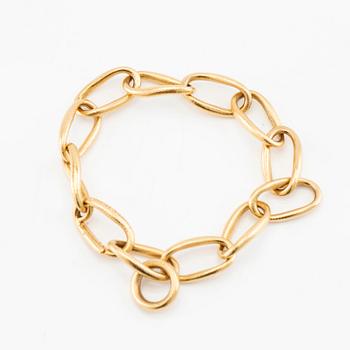 Ole Lynggaard, Bracelet "Love Ring" 18K gold, design Charlotte Lynggaard.