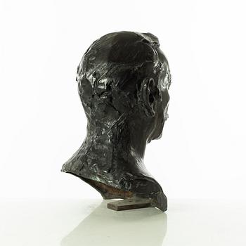 Gudmar Olovson, sculpture. Signed. Numbered. Foundry mark. Bronze, height 36 cm, length 24 cm.