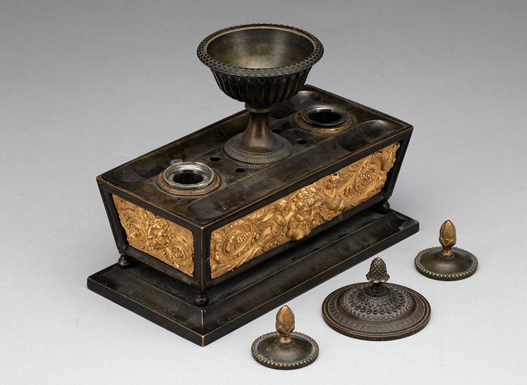 SKRIVSTÄLL, senempire, 1800-talets första hälft.