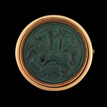 956. A carved cameo brooch/pendant.